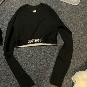 NIKES S black thick ribbed crop top